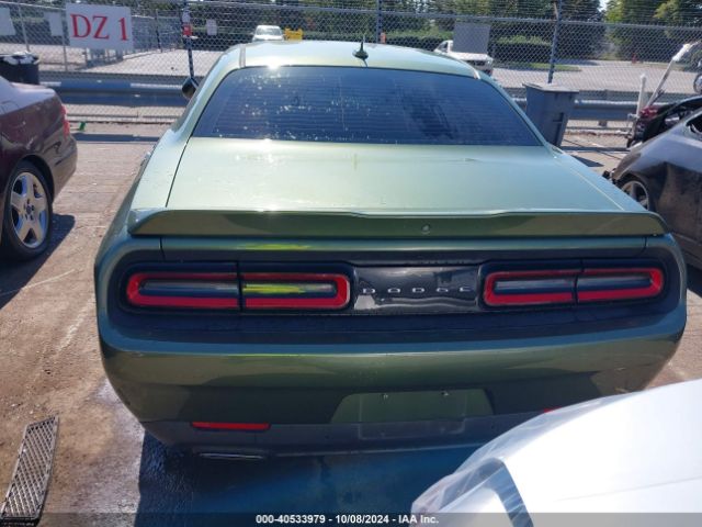 2C3CDZAGXJH172250 Dodge Challenger Sxt Plus