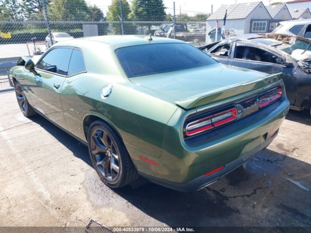2C3CDZAGXJH172250 Dodge Challenger Sxt Plus