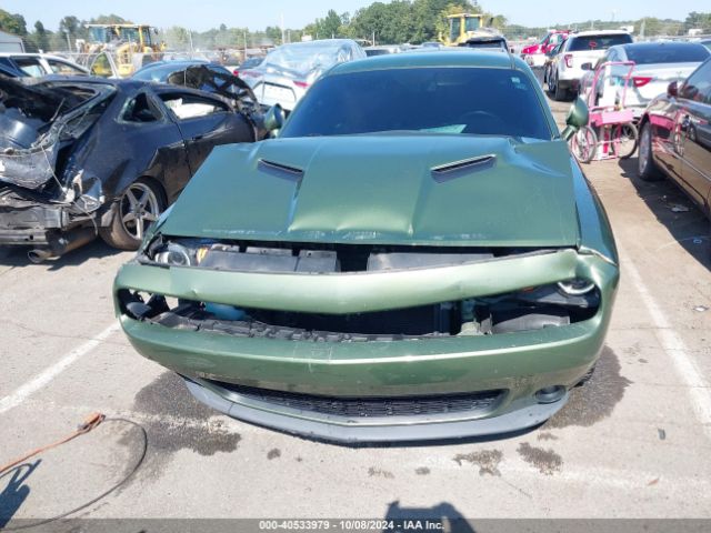 2C3CDZAGXJH172250 Dodge Challenger Sxt Plus