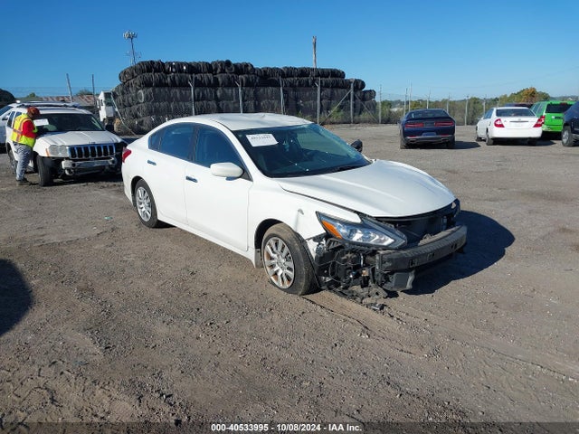 2018 1N4AL3AP9JC120765 main image