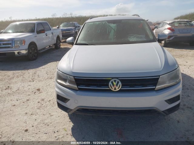 3VV3B7AX3JM147425 Volkswagen Tiguan 2.0t Se/2.0t Sel