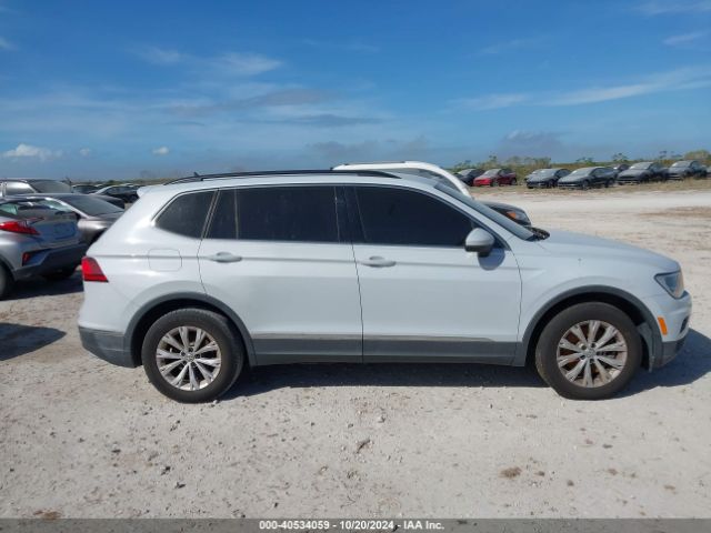 3VV3B7AX3JM147425 Volkswagen Tiguan 2.0t Se/2.0t Sel