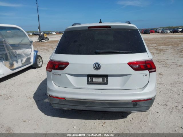3VV3B7AX3JM147425 Volkswagen Tiguan 2.0t Se/2.0t Sel
