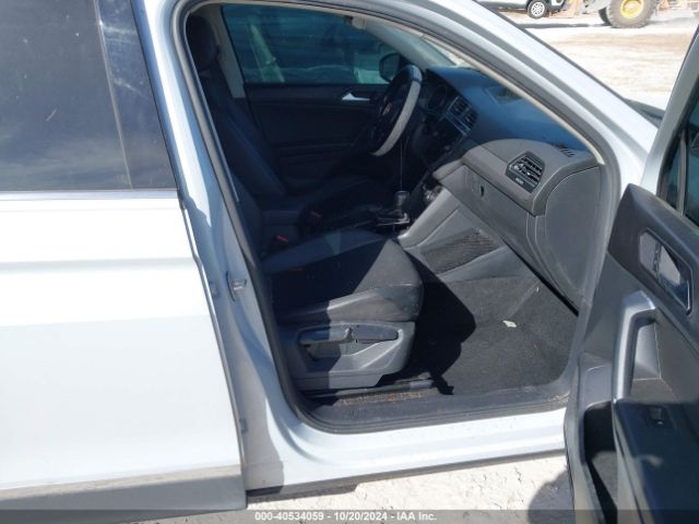 3VV3B7AX3JM147425 Volkswagen Tiguan 2.0t Se/2.0t Sel