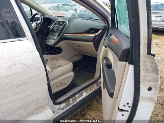 5LMCJ2C9XHUL20973 Lincoln MKC SELECT