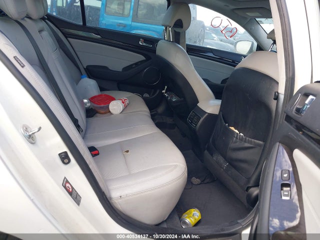 KNALN4D74E5141240 KIA Cadenza Limited