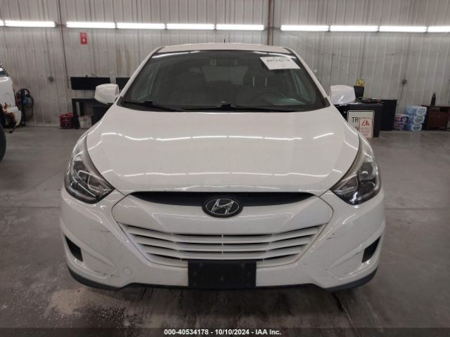 KM8JTCAFXFU102029 Hyundai TUCSON GLS