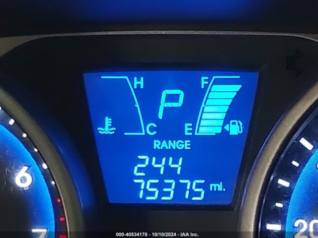 KM8JTCAFXFU102029 Hyundai TUCSON GLS