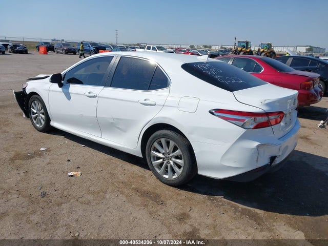 4T1C11AK4LU955392 Toyota CAMRY LE