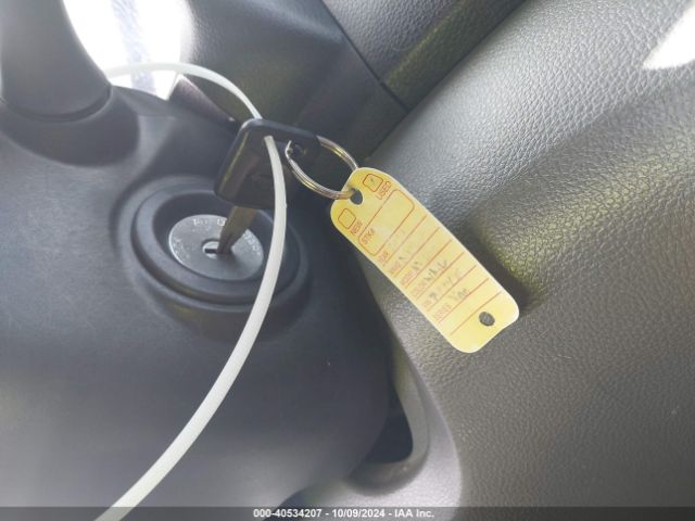3N6CM0KN9HK722496 Nissan Nv200 S