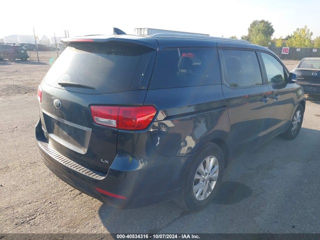 KIA SEDONA LX 2016 KNDMB5C10G6215205 Image 4