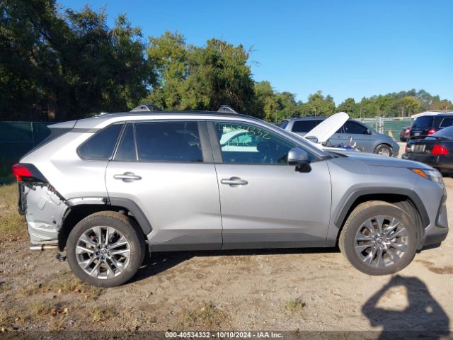 2T3A1RFVXPC369965 Toyota Rav4 Xle Premium
