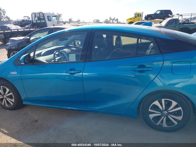 Toyota Prius Prime Advanced 2017 JTDKARFP6H3022559 Image 15