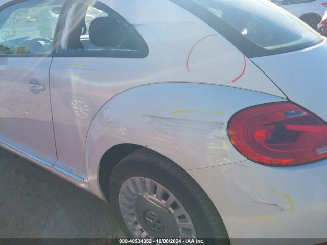 3VWJX7AT4EM612169 Volkswagen Beetle 2.5l