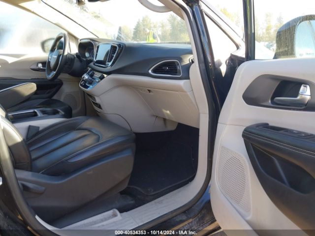 2C4RC1BG3NR170140 Chrysler Pacifica Touring L
