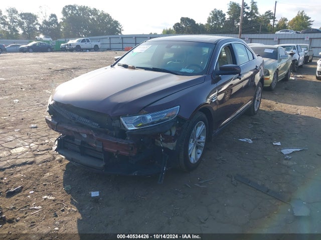 Ford TAURUS SEL 2018 1FAHP2E87JG100958 Image 2