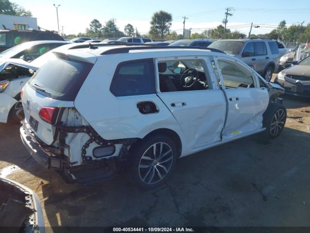 3VWC17AU3GM521755 Volkswagen Golf Sportwagen Tsi Limited Edition