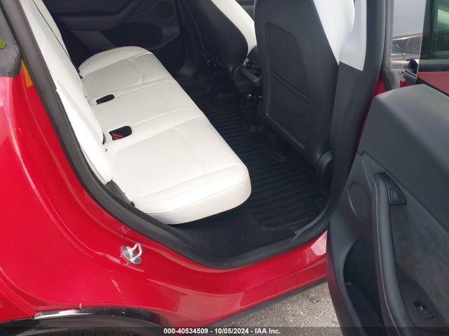 2023 TESLA MODEL Y 7SAYGDEE4PF707613 Photo 7