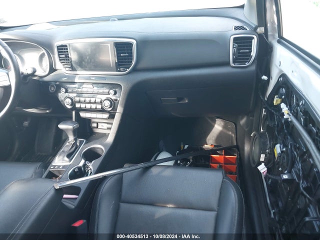 KIA Sportage Ex 2020 KNDPNCAC5L7829314 Image 5