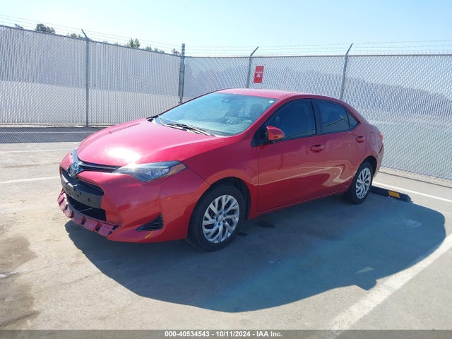 Toyota COROLLA LE 2017 2T1BURHE8HC837811 Image 2