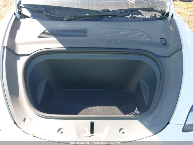 2020 TESLA MODEL Y 5YJYGDEE3LF049208 Photo 9