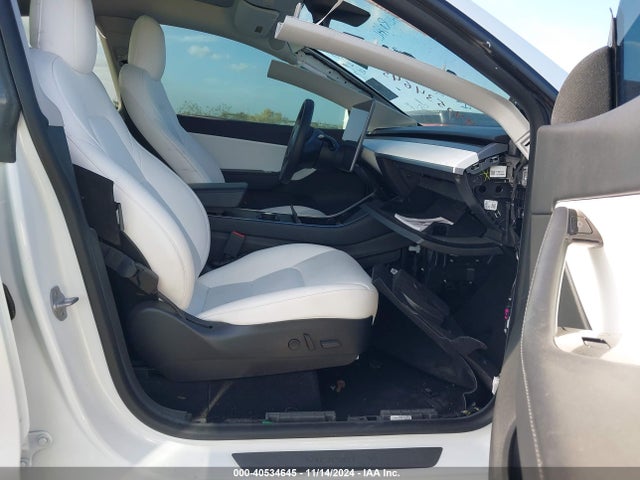 2020 TESLA MODEL Y 5YJYGDEE3LF049208 Photo 4