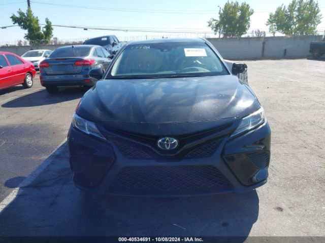 4T1B21HK0JU006577 Toyota Camry Hybrid Se
