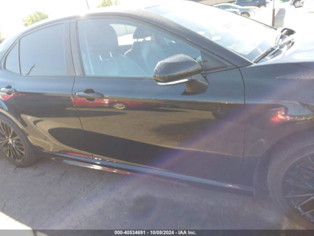 4T1B21HK0JU006577 Toyota Camry Hybrid Se