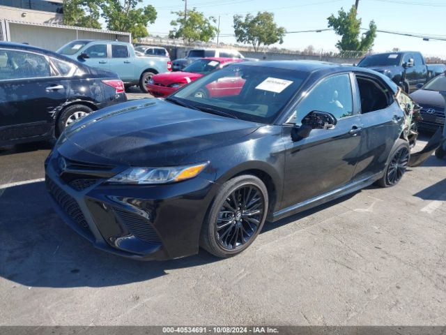 4T1B21HK0JU006577 Toyota Camry Hybrid Se
