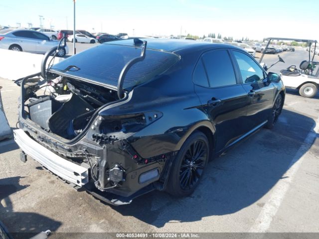 4T1B21HK0JU006577 Toyota Camry Hybrid Se