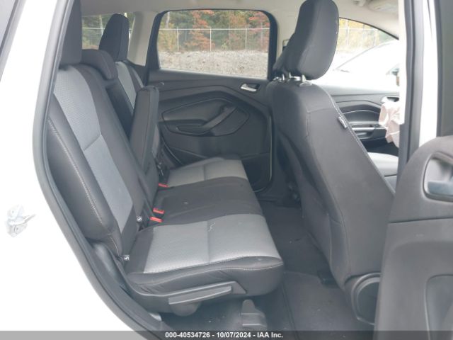 1FMCU9GD9KUC35518 Ford ESCAPE SE