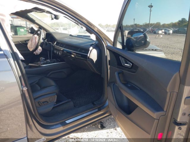 WA1LAAF71HD017084 Audi Q7 3.0t Premium