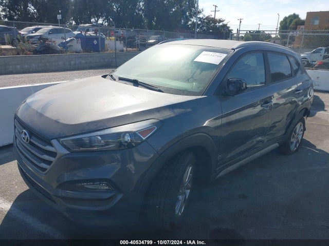 Hyundai TUCSON SEL 2018 KM8J3CA47JU692018 Image 2