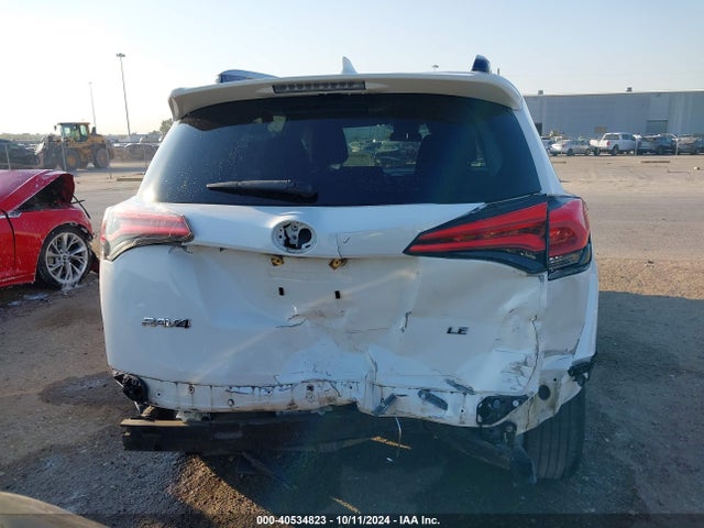 Toyota RAV4 LE 2018 JTMZFREV3JJ729233 Image 6