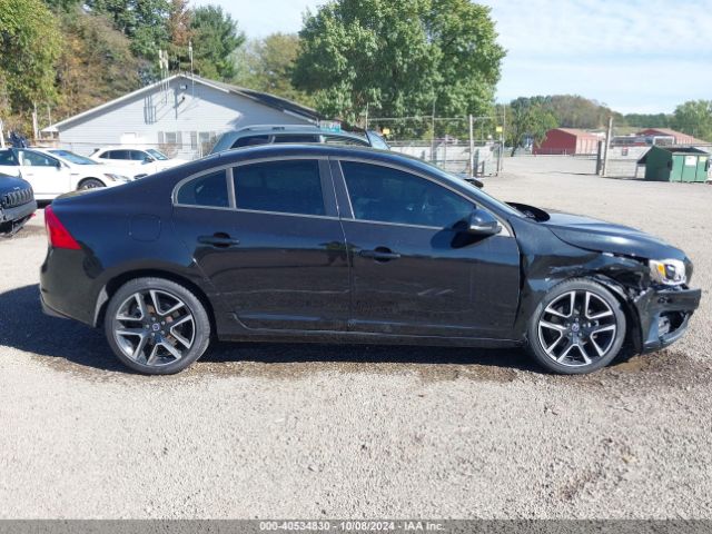 YV126MFLXH2421802 Volvo S60 T5 Dynamic