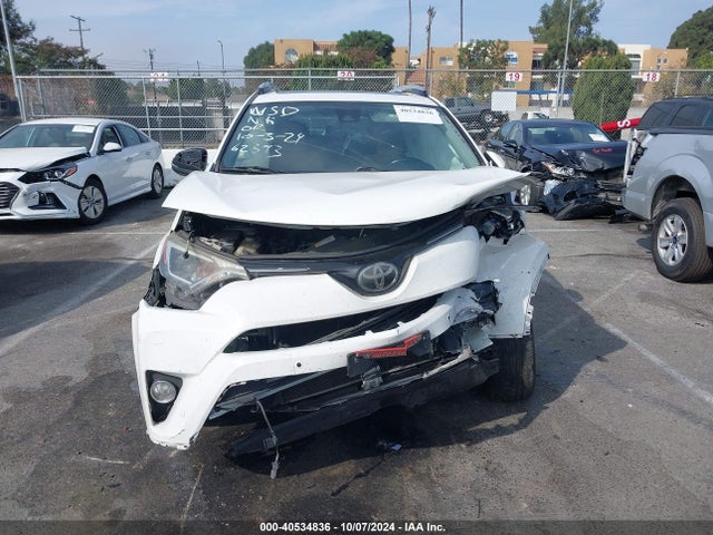 Toyota Rav4 Xle 2016 JTMWFREV8GJ083554 Image 11