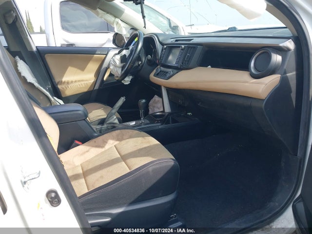 Toyota Rav4 Xle 2016 JTMWFREV8GJ083554 Image 5