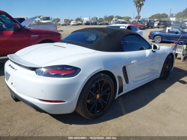 WP0CB2A84HS241566 Porsche 718 Boxster S
