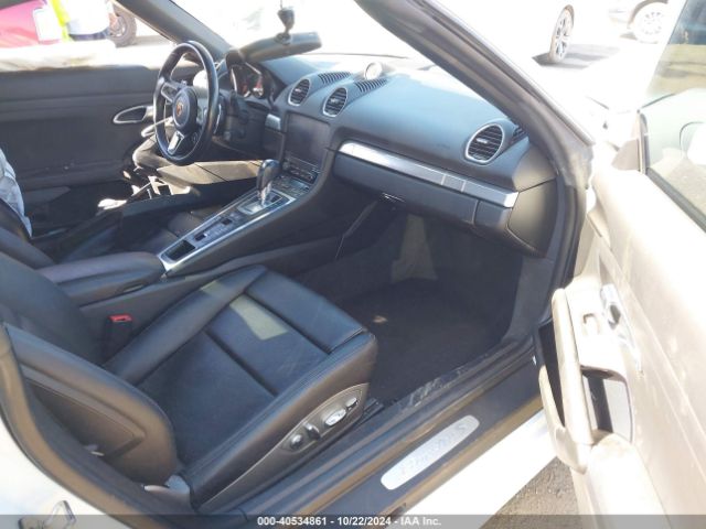 WP0CB2A84HS241566 Porsche 718 Boxster S