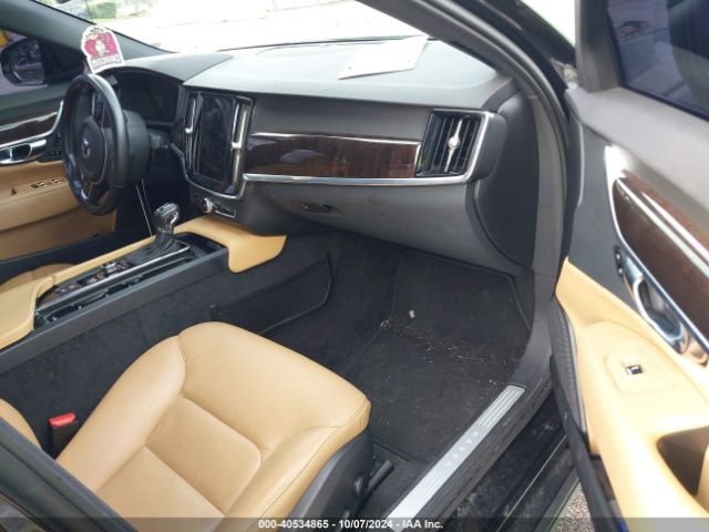 LVY982AK1JP006161 Volvo S90 T5 Momentum