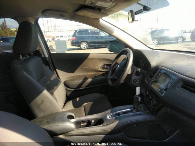 3CZRU5H39NM713047 Honda Hr-v 2wd Lx