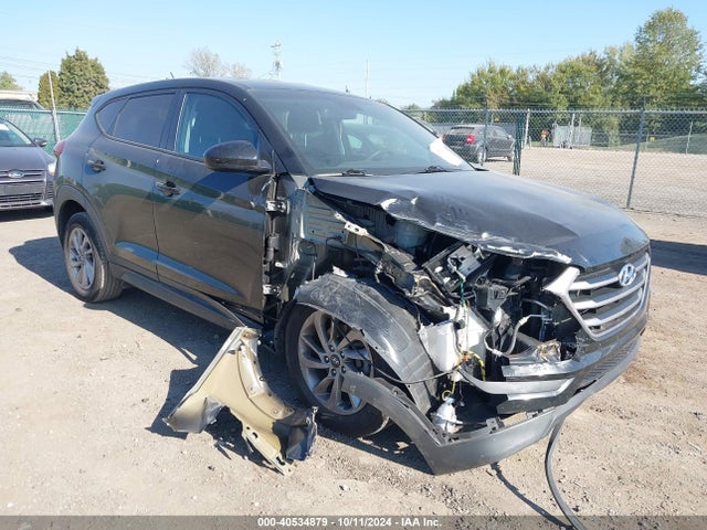 Hyundai TUCSON SE 2018 KM8J2CA4XJU624931 Image 1