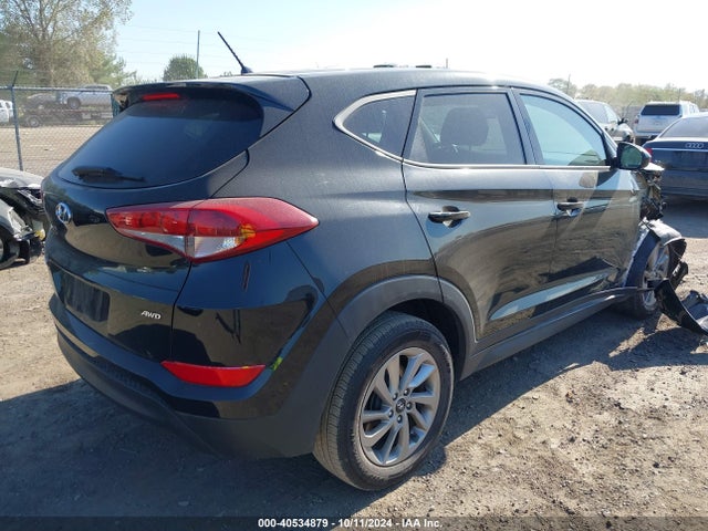 Hyundai TUCSON SE 2018 KM8J2CA4XJU624931 Image 4