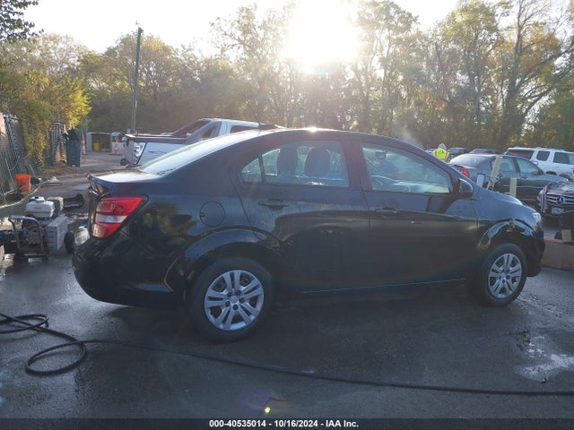 Chevrolet Sonic Ls Auto 2017 1G1JB5SH4H4137597 Image 13