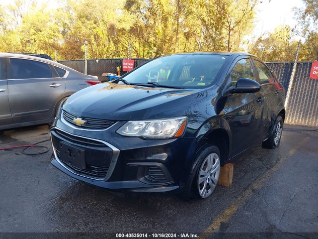 Chevrolet Sonic Ls Auto 2017 1G1JB5SH4H4137597 Image 2