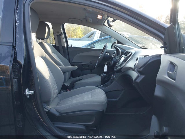 Chevrolet Sonic Ls Auto 2017 1G1JB5SH4H4137597 Image 5