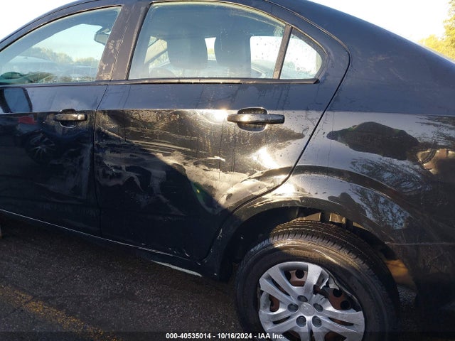 Chevrolet Sonic Ls Auto 2017 1G1JB5SH4H4137597 Image 6