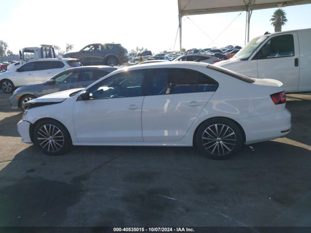 3VWD17AJ8GM229044 Volkswagen Jetta 1.8t Sport
