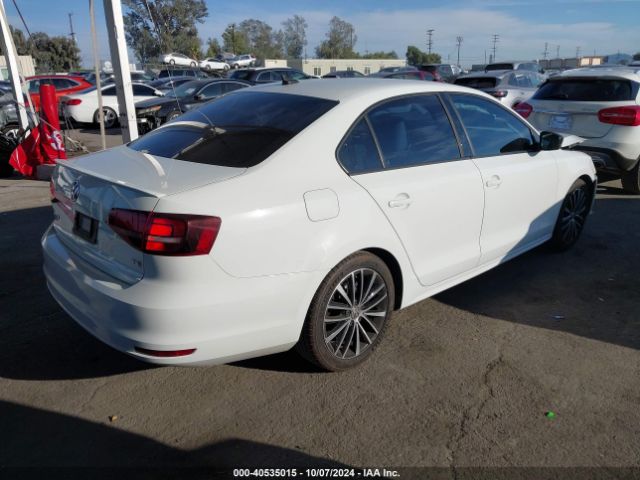 3VWD17AJ8GM229044 Volkswagen Jetta 1.8t Sport