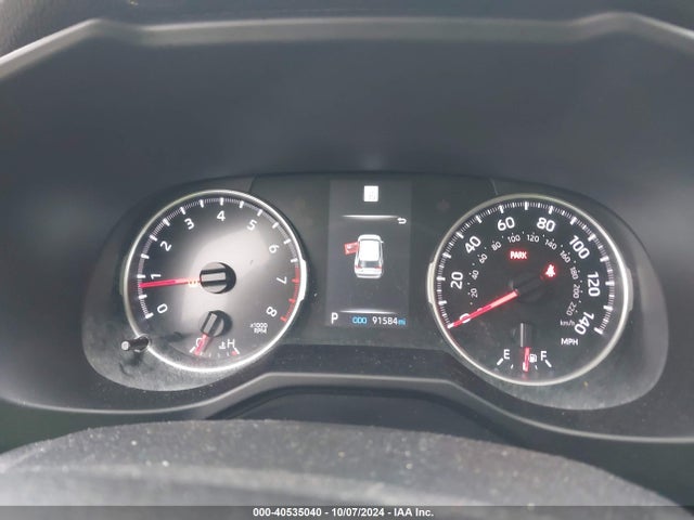 2T3F1RFV1NW263860 Toyota RAV4 LE